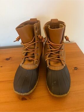 L.L. Bean 6" Thinsulate Duck Boots – Tan/Brown